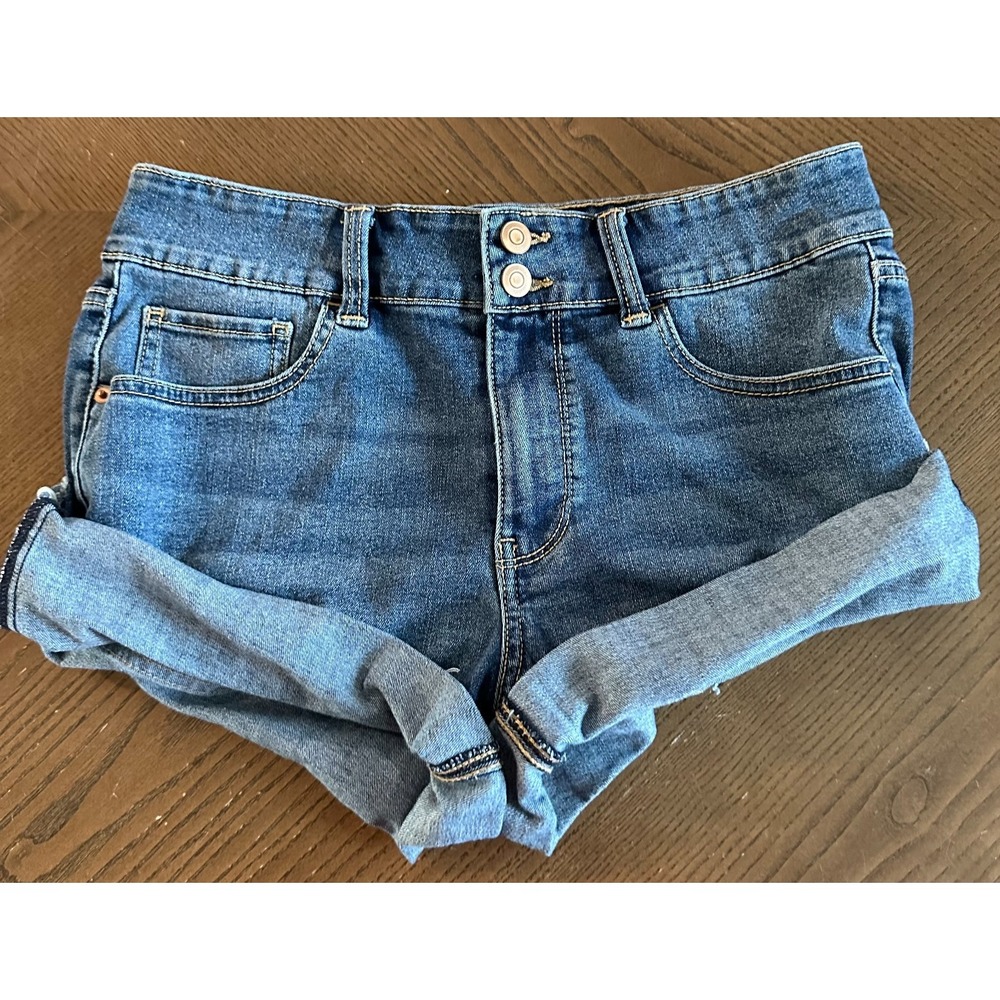 No Boundaries No‎ Bo Women's Size 11 Blue Jeans Denim Shorts Y2K